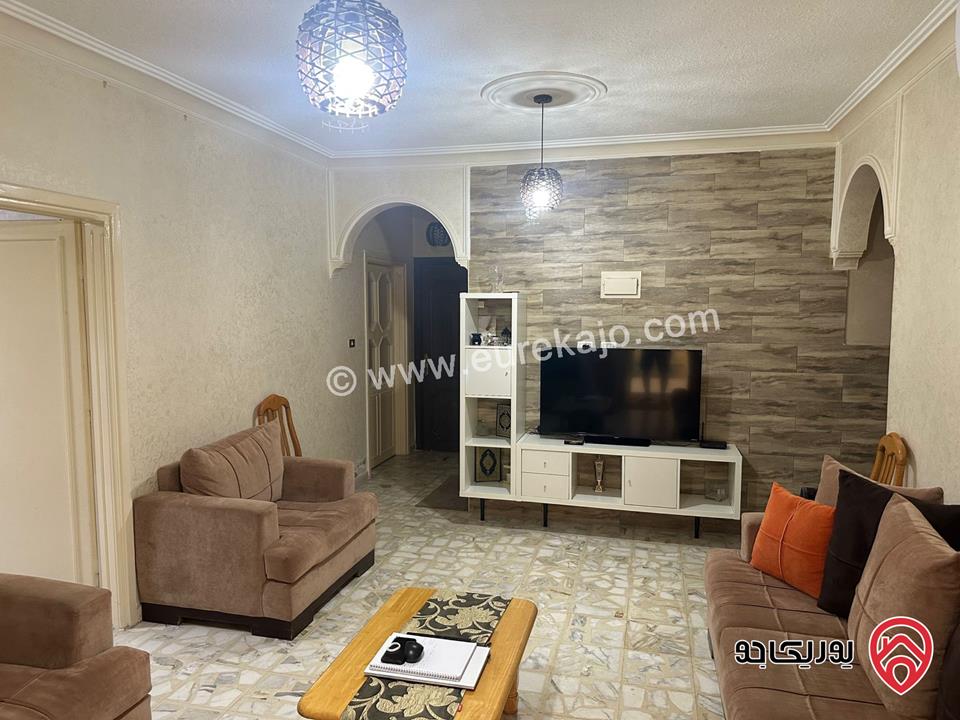 شقة مساحة 200 م طابق شبه أرضي للبيع في ضاحية الامير حسن