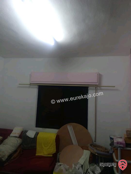 شقة طابق أرضي مساحة 140م مع ترس 50م للبيع في عمان - الياسمين