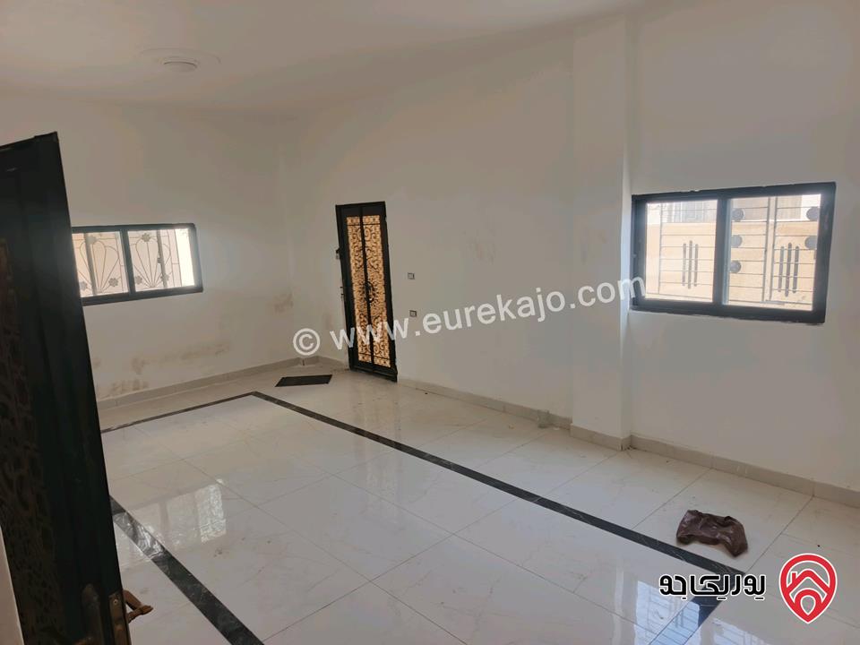بناية سكنية على أرض 567م للبيع في الزرقاء - حي معصوم