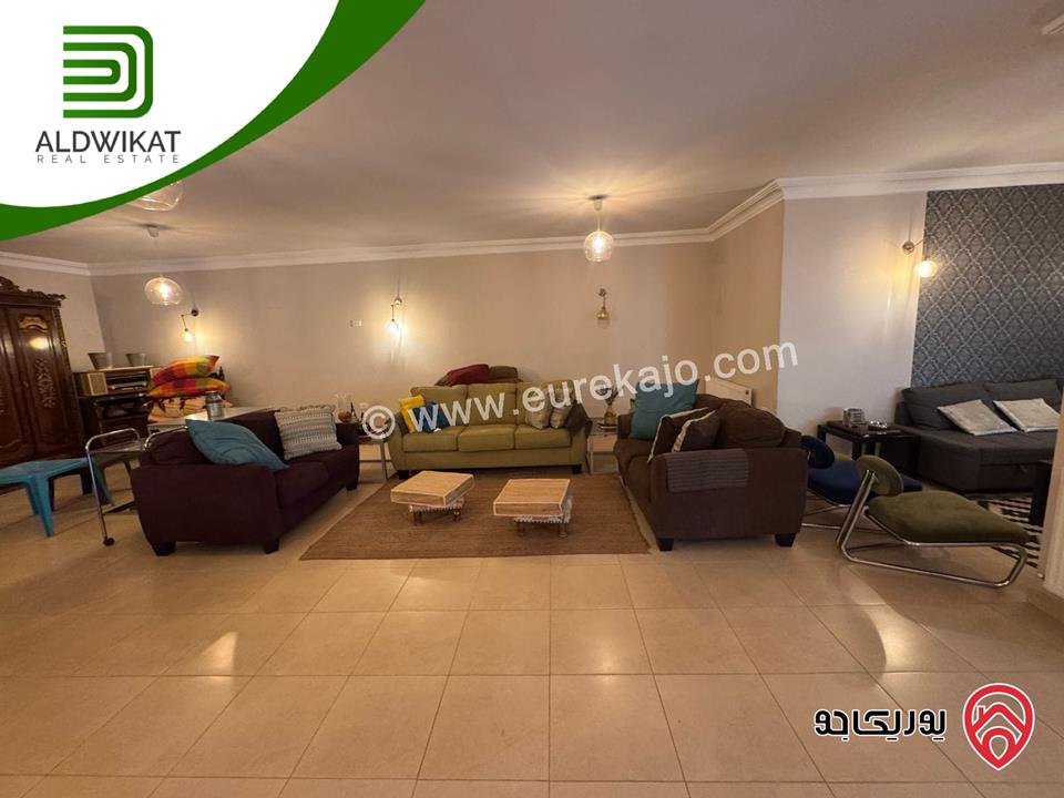 فيلا مستقلة للبيع في عمان - دابوق/ الفردوس مساحة البناء 940م ومساحة الارض 850م ومساحة الحديقة 400م والترس 50م