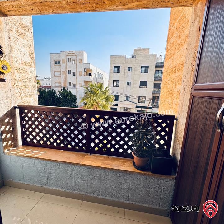 شقة مفروشة طابق ثاني مساحة 127م تشطيب راقي للإيجار في عمان - حي الكرسي من المالك مباشرة 