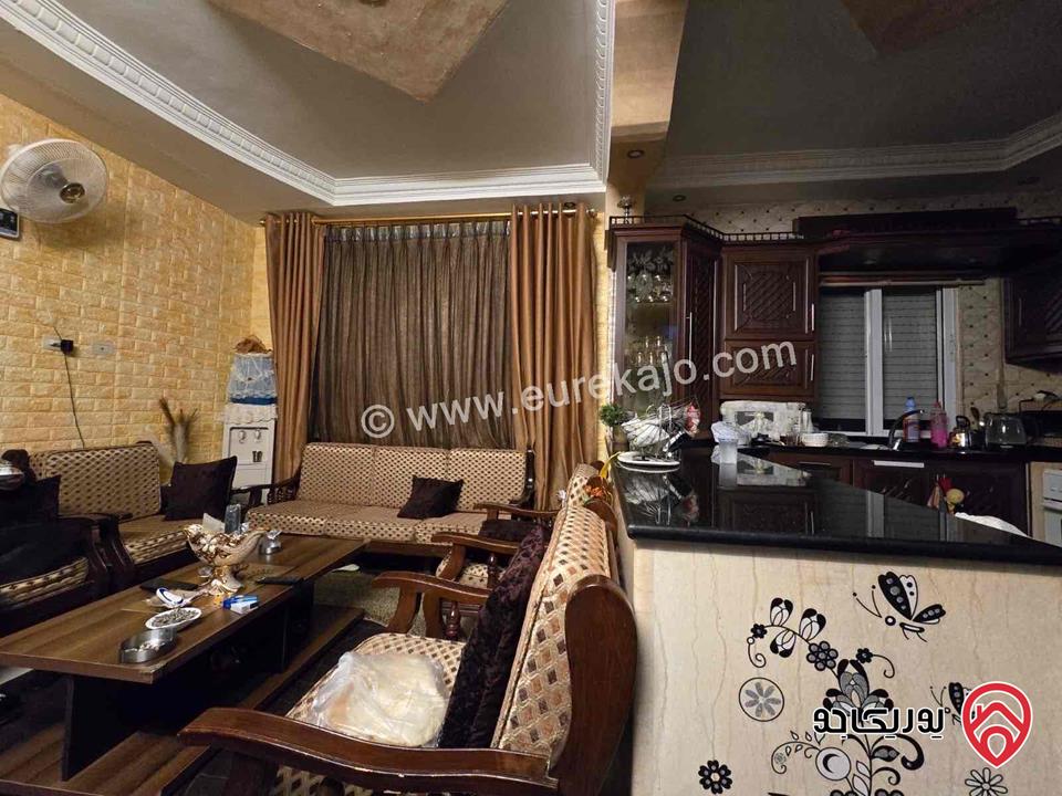 شقة سوبر ديلوكس مساحة 140م طابق اول للبيع في اربد - الحي الجنوبي 