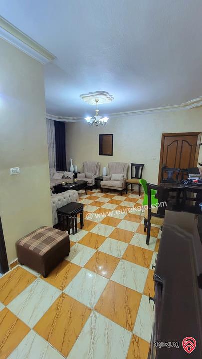 شقة أرضية مساحة 140م داخلي و 32م ترس للبيع في عمان - طبربور 