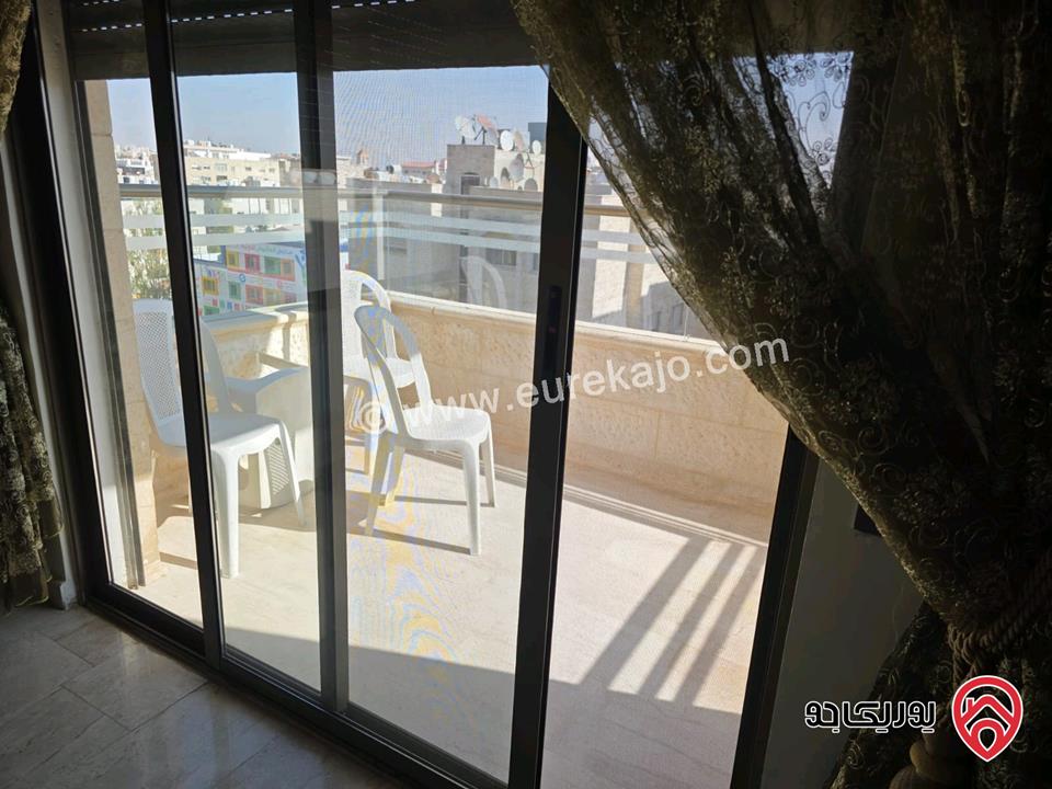 شقة فاخرة مفروشة مساحة 180م طابق ثالث للبيع في عمان - خلدا