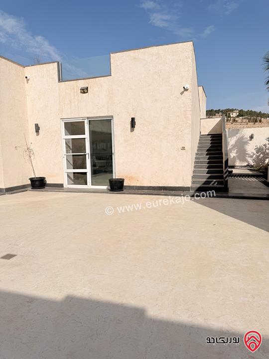 مزرعة مساحة الأرض 904م والبناء 80م للبيع بمنطقة الرشايدة/ جرش بإطلالة خلابة خلف جامعة جرش الأهلية 