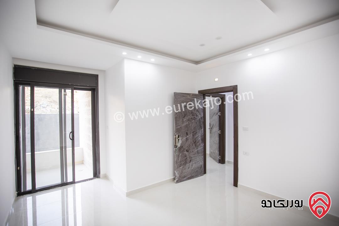 شقة طابق أرضي مساحة 120م للبيع في عمان - ابو علندا