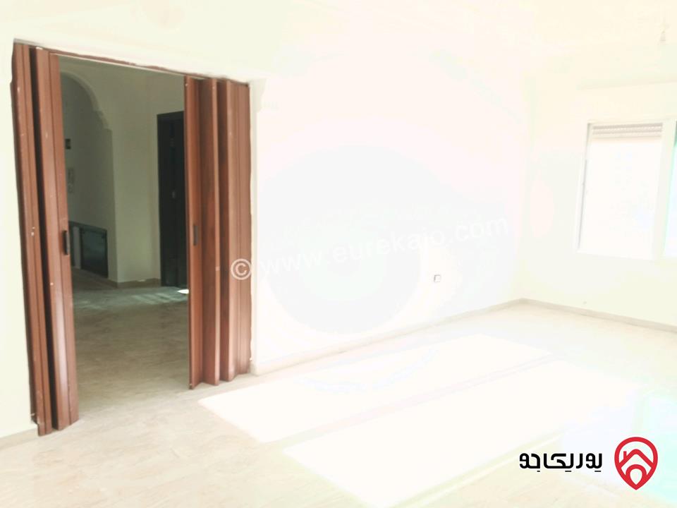 شقة مميزة مساحة 120م طابق ثاني للبيع في عمان - طبربور