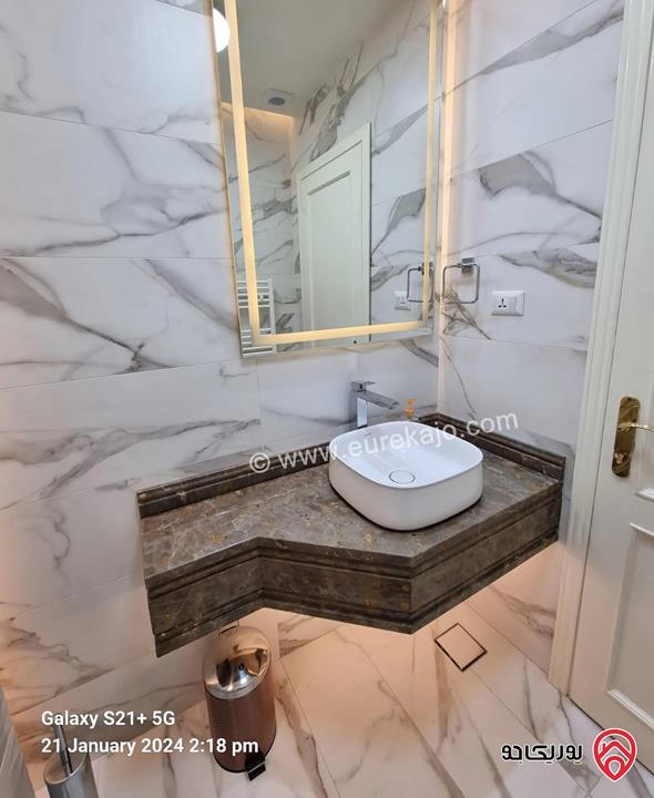 شقة أرضية مساحة 200م للايجار مفروشة في عمان - عبدون