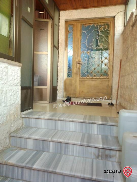 شقة طابق أرضي مساحة 150م داخلي و 50م خارجي للبيع في عمان - جبل الزهور