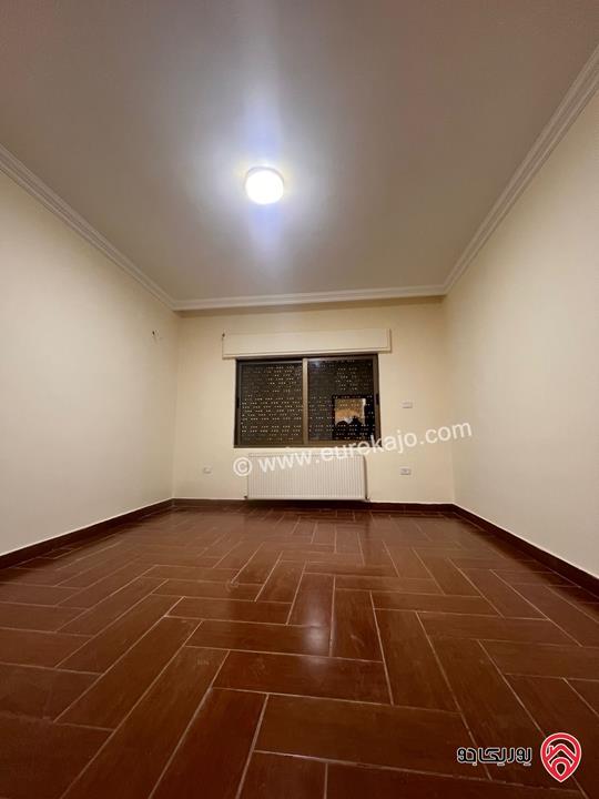 شقة مساحة 200م طابق اول للايجار في عمان - خلدا