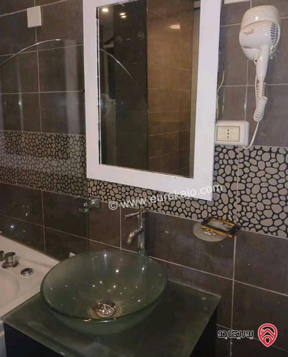 شقة سوبر ديلوكس طابق ثالث مساحة 120م للايجار في عمان - تلاع العلي 