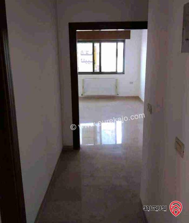 شقة فارغة مساحة 150م طابق رابع للايجار في عمان - خلدا