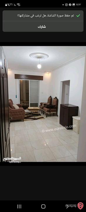 شقة ( فارغ + مفروش ) سكن طالبات للايجار في اربد - مجمع عمان الجديد