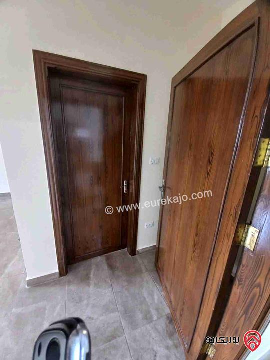 شقة مساحة 119م طابق أول للبيع في جبل المنارة بجانب مخبز النوش