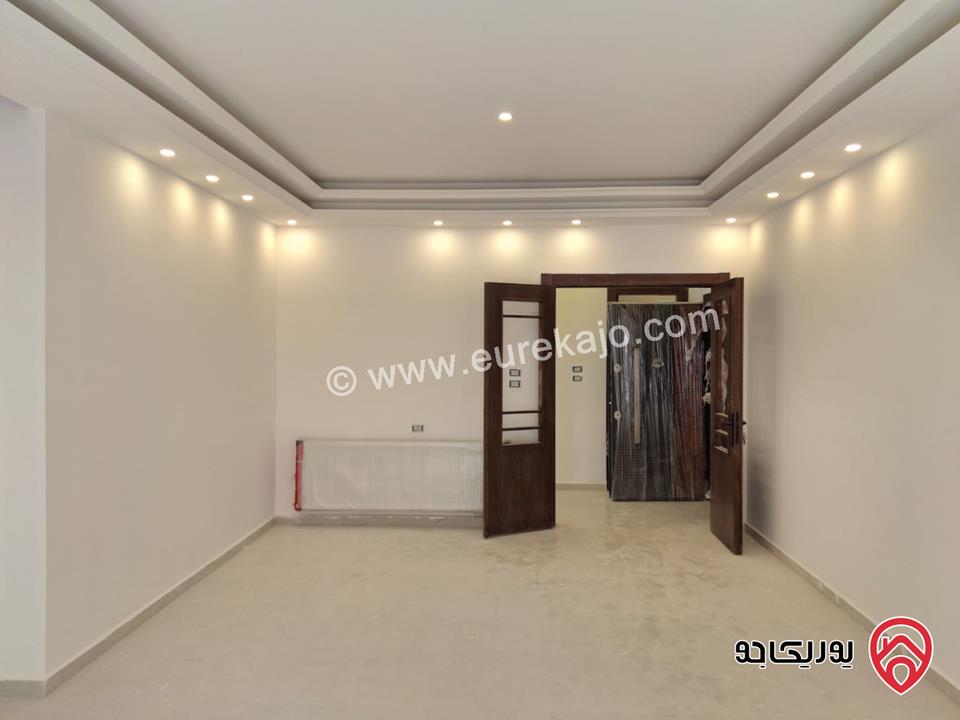 شقة ارضية جديدة مساحة 200م داخلي و 40م خارجي للبيع في عمان - ابو السوس