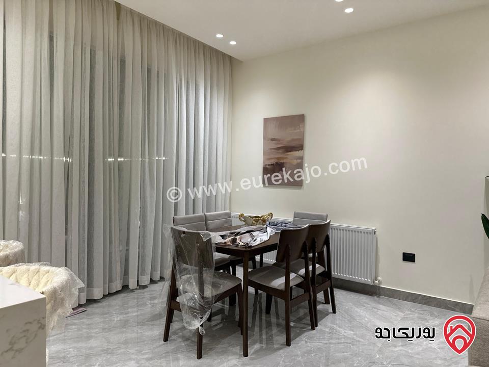 شقة ديلوكس مفروشة طابق أرضي مساحة 110م داخلي و 150م خارجي للايجار في عمان - حي الديار ديرغبار