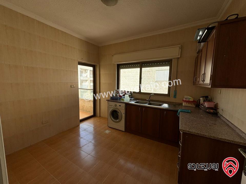 شقة طابق ثالث مساحة 114م للبيع في عمان - الدوار السابع