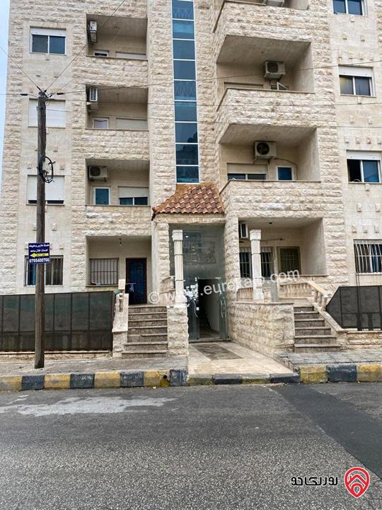 شقة استثمارية مساحة 93م طابق ثاني مقسومة الى استوديوهين للبيع في عمان - بالقرب من البوابة الشمالية للجامعة الأردنية