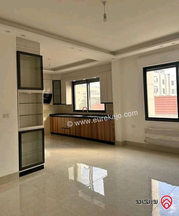 شقة فارغة أرضية مساحة 230م للايجار في عمان - ضاحية الأمير راشد 