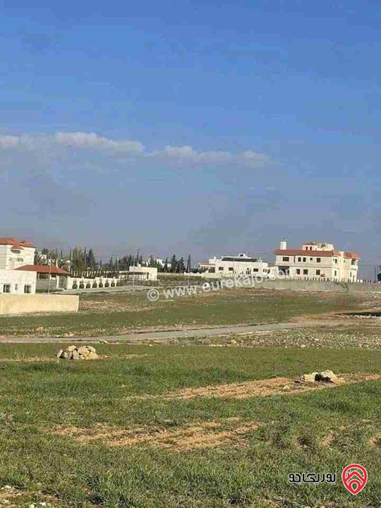 قطعة أرض مساحة 725م للبيع في عمان - منجا تلعة النويران