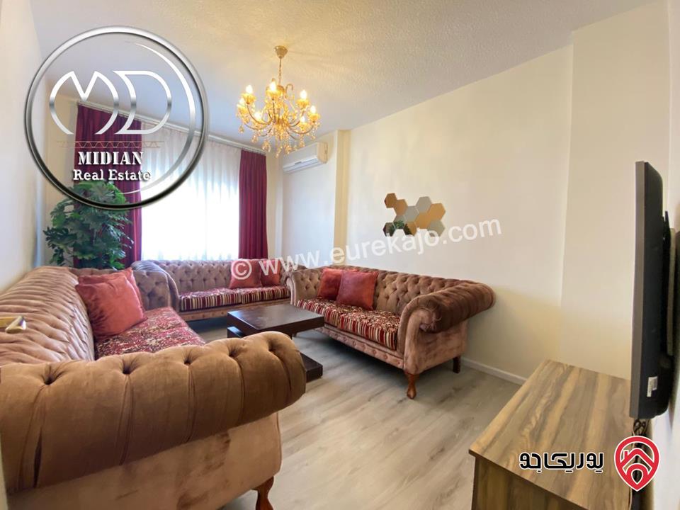 شقة مفروشة للايجار في عمان - ام السماق مساحة 210م طابق ثاني تشطيبات وديكورات فاخرة اطلالة جميلة