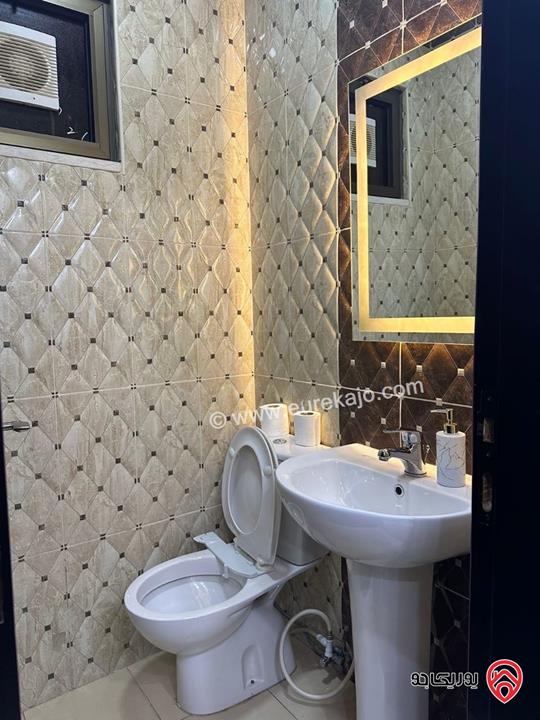 شقة شبه ارضي مساحة 120م داخلي وخارجي 80م للبيع في عمان - شفا بدران