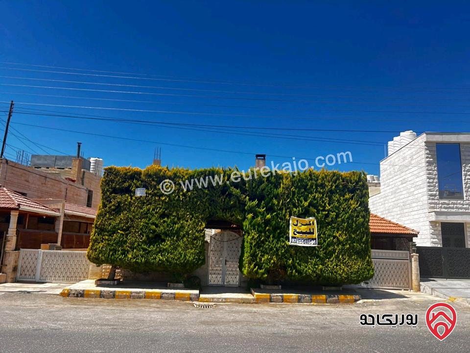 بيت مستقل مساحة 400م على أرض 516م للبيع في عمان - ابو علندا