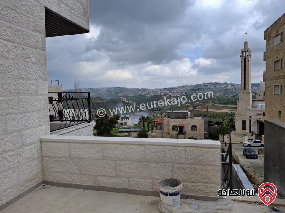 شقة شبه ارضية مساحة 200م داخلي و 50م خارجي للبيع في عمان - ابو السوس