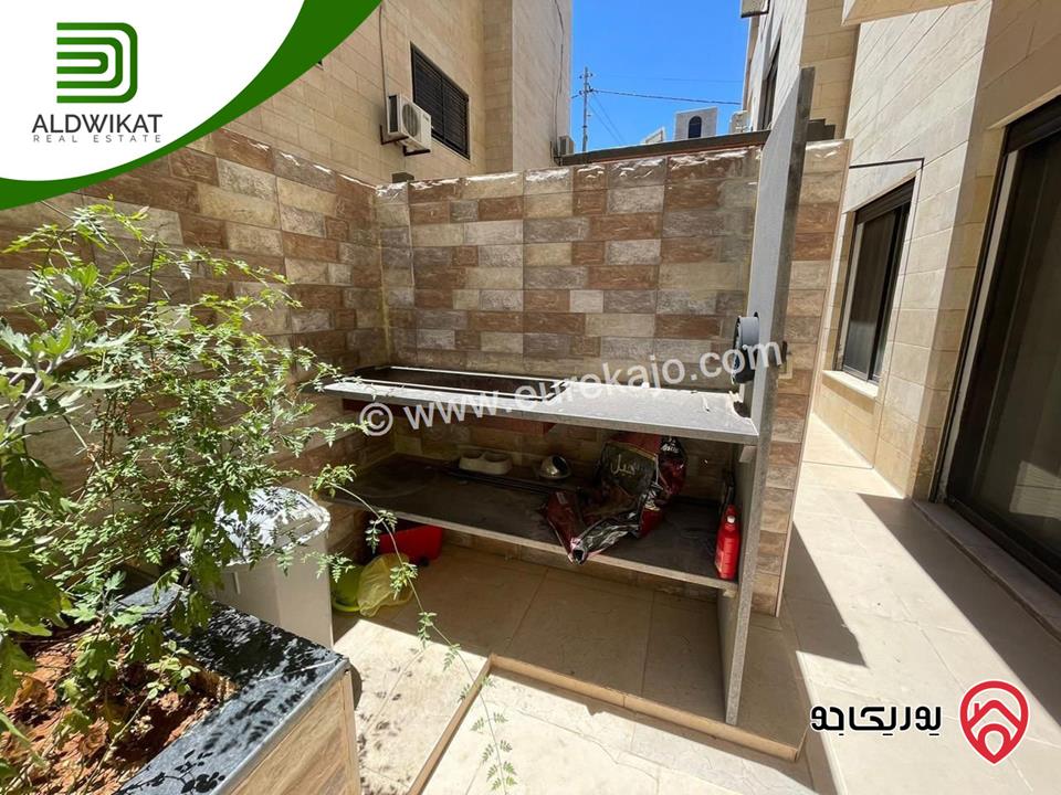 شقة ارضية دوبلكس للبيع في عمان - ام السماق مساحة 350م ومساحة الحديقة 50 و الترس 55م موقع مميز