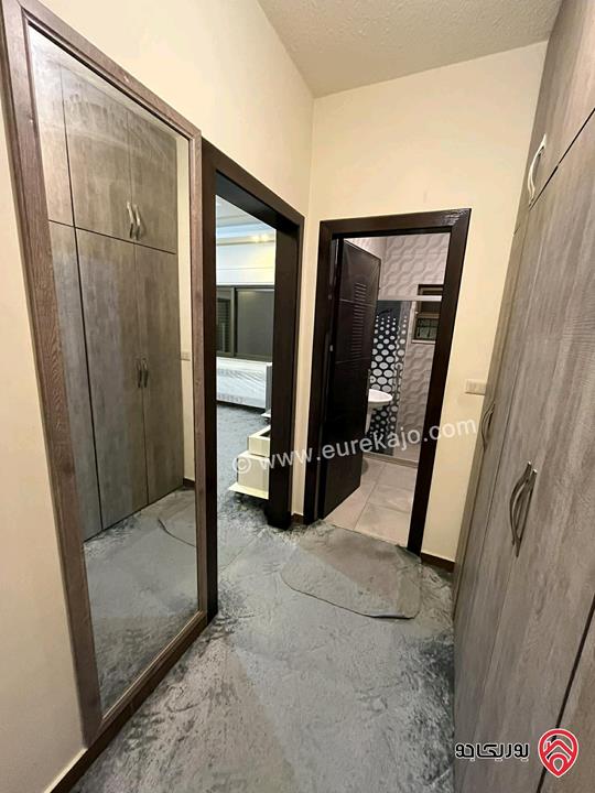 شقة شبه ارضية جديدة مساحة 180م داخلي و 200م خارجي للبيع في عمان - صويلح