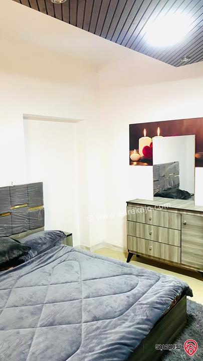 شقة مفروشة مساحة 110م داخلي و 40م خارجي للايجار في عمان - ضاحية الياسمين