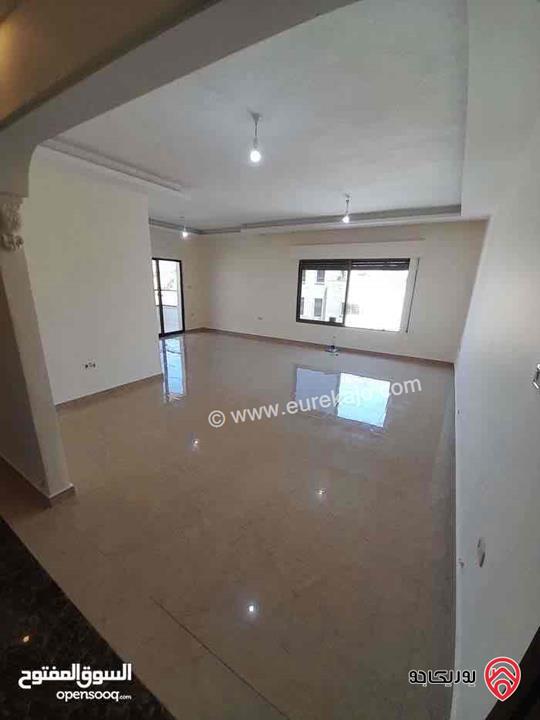 شقة سوبر ديلوكس مساحة 200م طابق ثاني للإيجار في عمان - البنيات