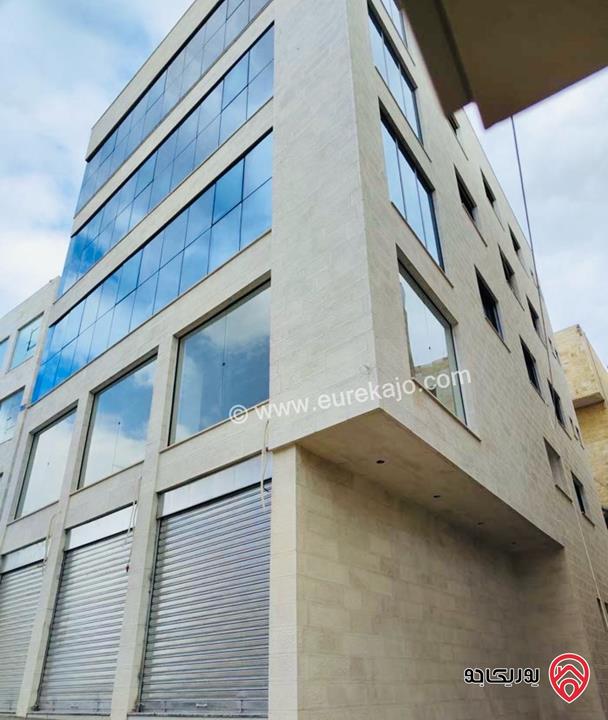 مجمع تجاري جديد مساحة البناء 1200م للبيع بسعر مغرري في عمان - الياسمين مؤجر بالكامل 