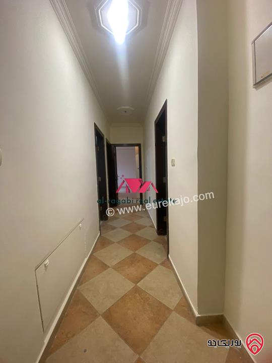 شقة فارغة شبه ارضية مساحة 165م للايجار في عمان - الرابية