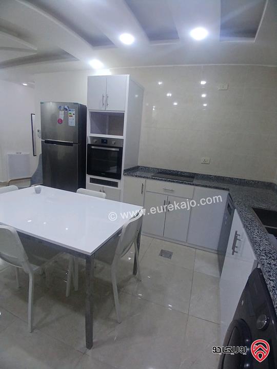 شقة سوبر ديلوكس مساحة 110م طابق اول فني للبيع في اربد - قرب قصر العوادين