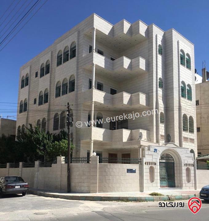 شقة طابق ارضي مساحة 200م داخلي و 120م خارجي للبيع في عمان - الياسمين بسعر مناسب للجميع 