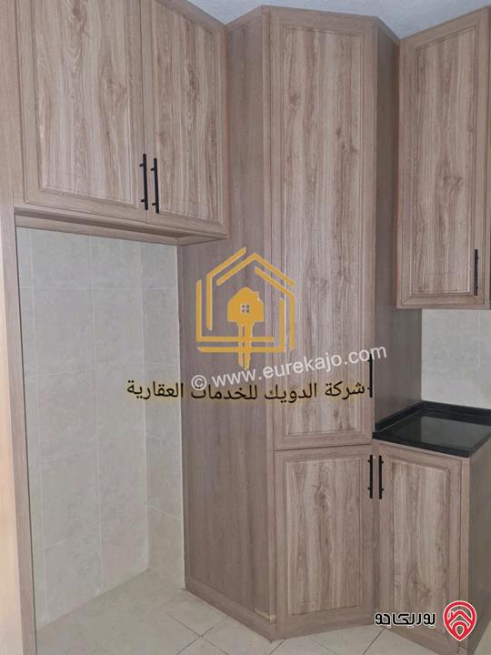 شقة فارغة طابق ارضي معلق مساحة 150م للإيجار في عمان - ضاحية الرشيد 