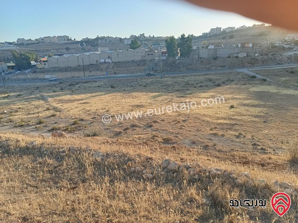 قطعة أرض مساحة 4 دونم و 289م للبيع في جرش - المجر