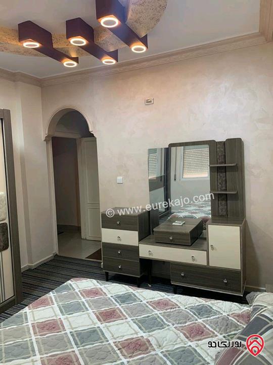 شقة طابق ثالث مساحة 100م للبيع في العقبة - الثامنة