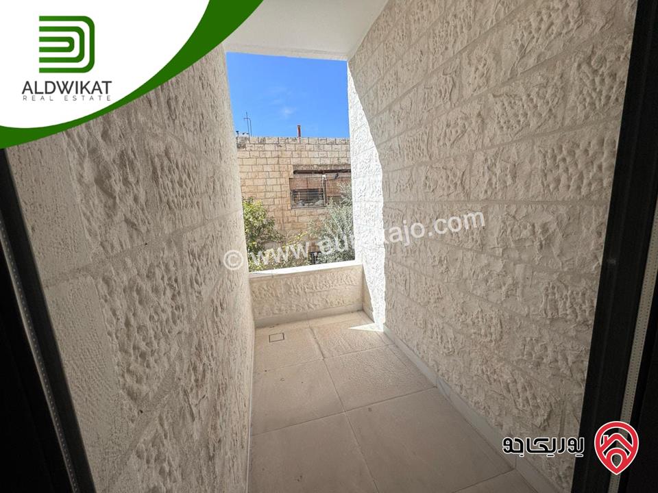 عمارة جديدة للبيع في عمان - الشميساني تتكون من 13 شقة مساحة الارض 1000م مساحة البناء 1900م الحديقة 150م والترس 150م