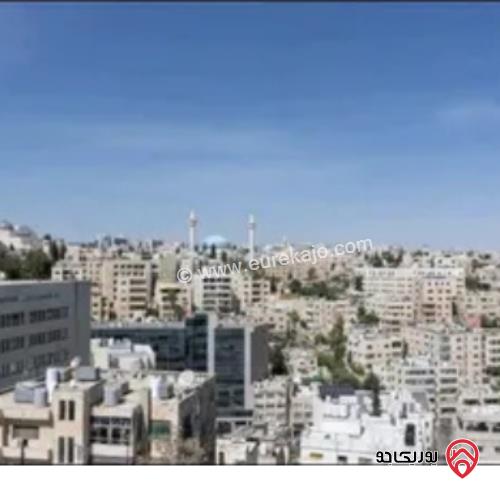 شقة سياحية استثمارية من الدرجة الاولى 68م طابق ثالث للبيع في عمان - الدوار الثالث قرب فندق حياة عمان  