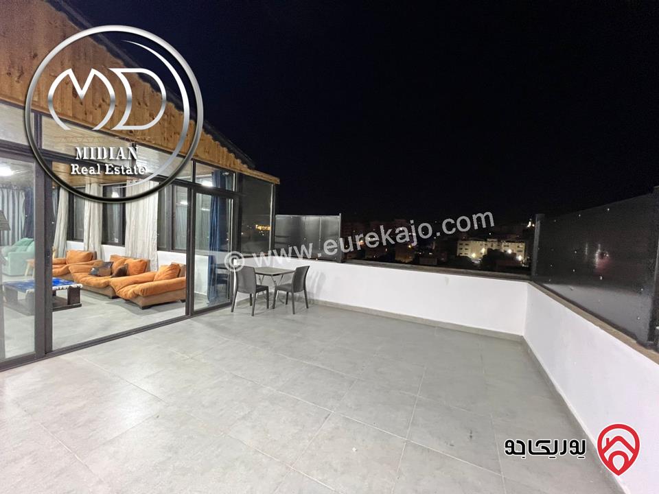 شقة للبيع طابق اخير مع روف في عمان - خلدا مساحة 340م مع ترس تشطيبات و ديكورات فاخرة اطلالة رائعة بسعر مميز جداً
