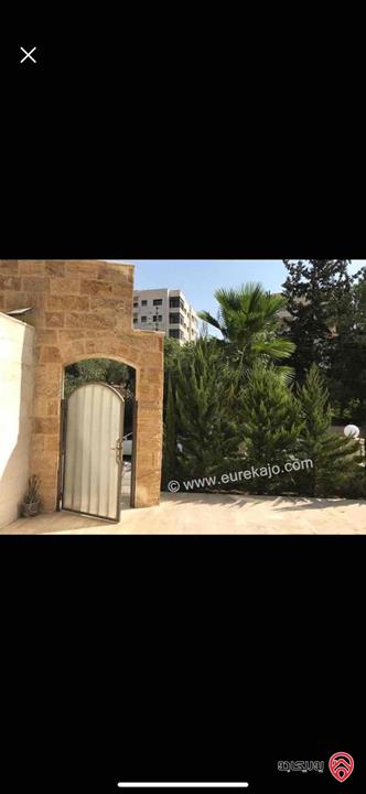 شقة ديلوكس طابق ارضي مساحة 190م داخلي و 50م خارجي للايجار في عمان - تلاع العلي 