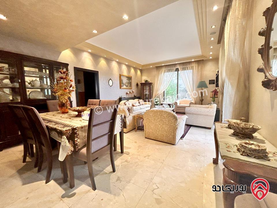 فيلا مستقلة مساحة 650م على أرض 830م للبيع مع مسبح في عمان - عبدون 