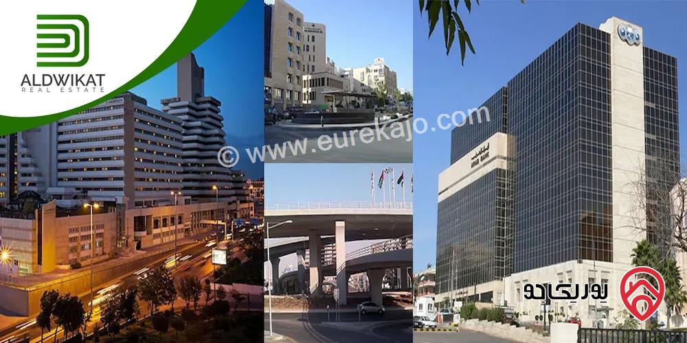 ارض تجاري للبيع في عمان - الشميساني مساحة 2200م موقع مميز جدا على 3 شوارع تصلح لمشروع استثماري