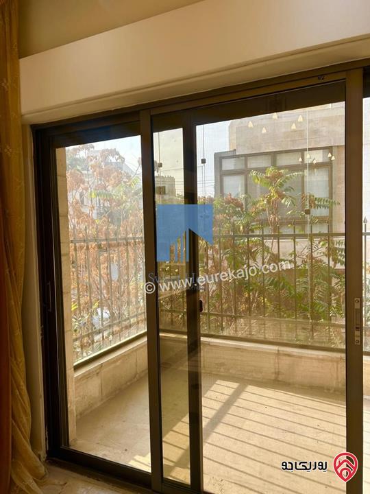 شقة مميزة للبيع في عمان - عبدون خلف البلوفيج طابق اول 185م تشطيب سوبر ديلوكس بسعر  مغري