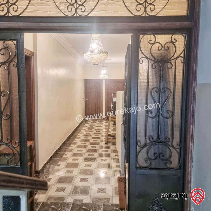 عمارة على أرض 755م للبيع في عمان - جبل عمان