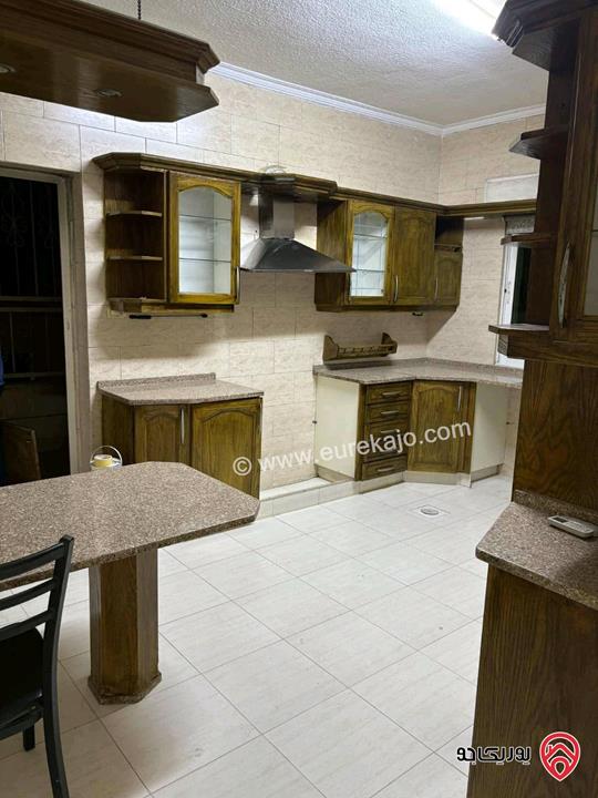 شقة مساحة 170م طابق اول للبيع في عمان - خلدا