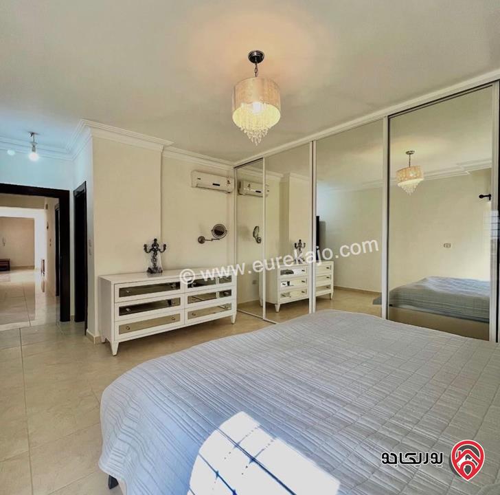 شقة مساحة 190م مع روف 60م وترس 70م للبيع في عمان - دير غبار