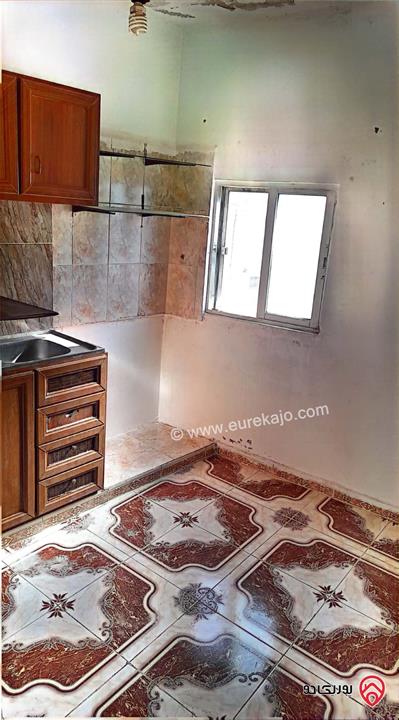 شقة طابق ثاني مساحة 42م على القوشان للبيع في اربد - حواره